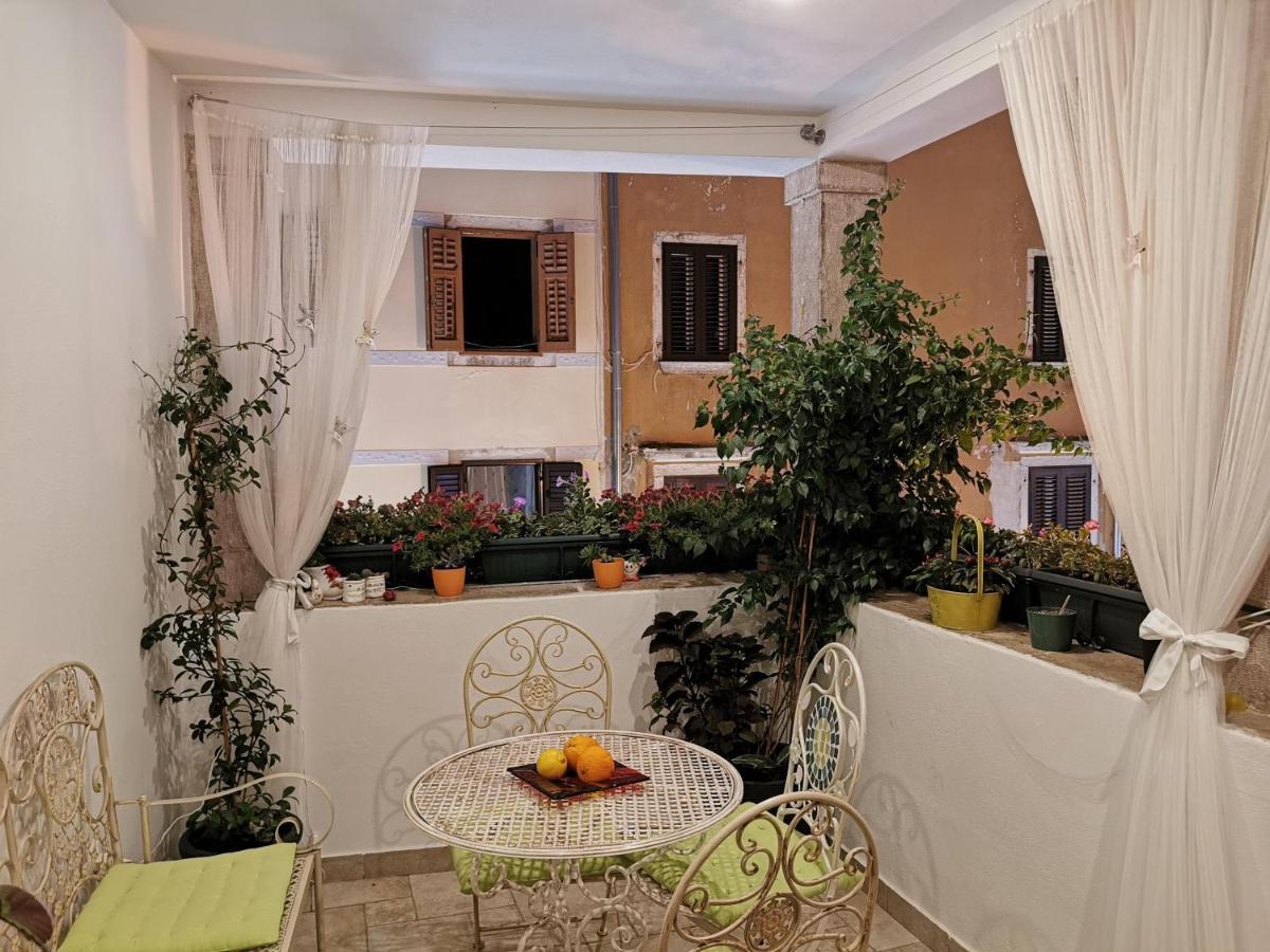 Apartments Carera 42 Rovinj Exterior foto